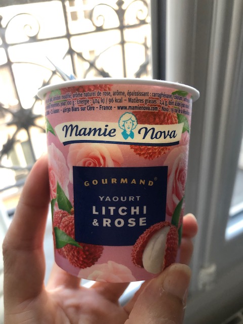 mamie nova litchi rose yaourt Ispahan flavor